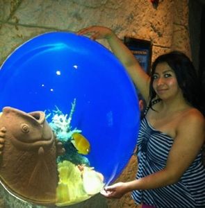 Meet your Posher, Lorena